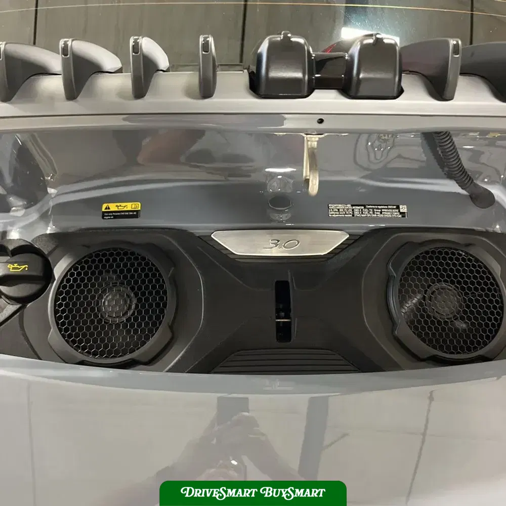 2023 Porsche 911 Carrera