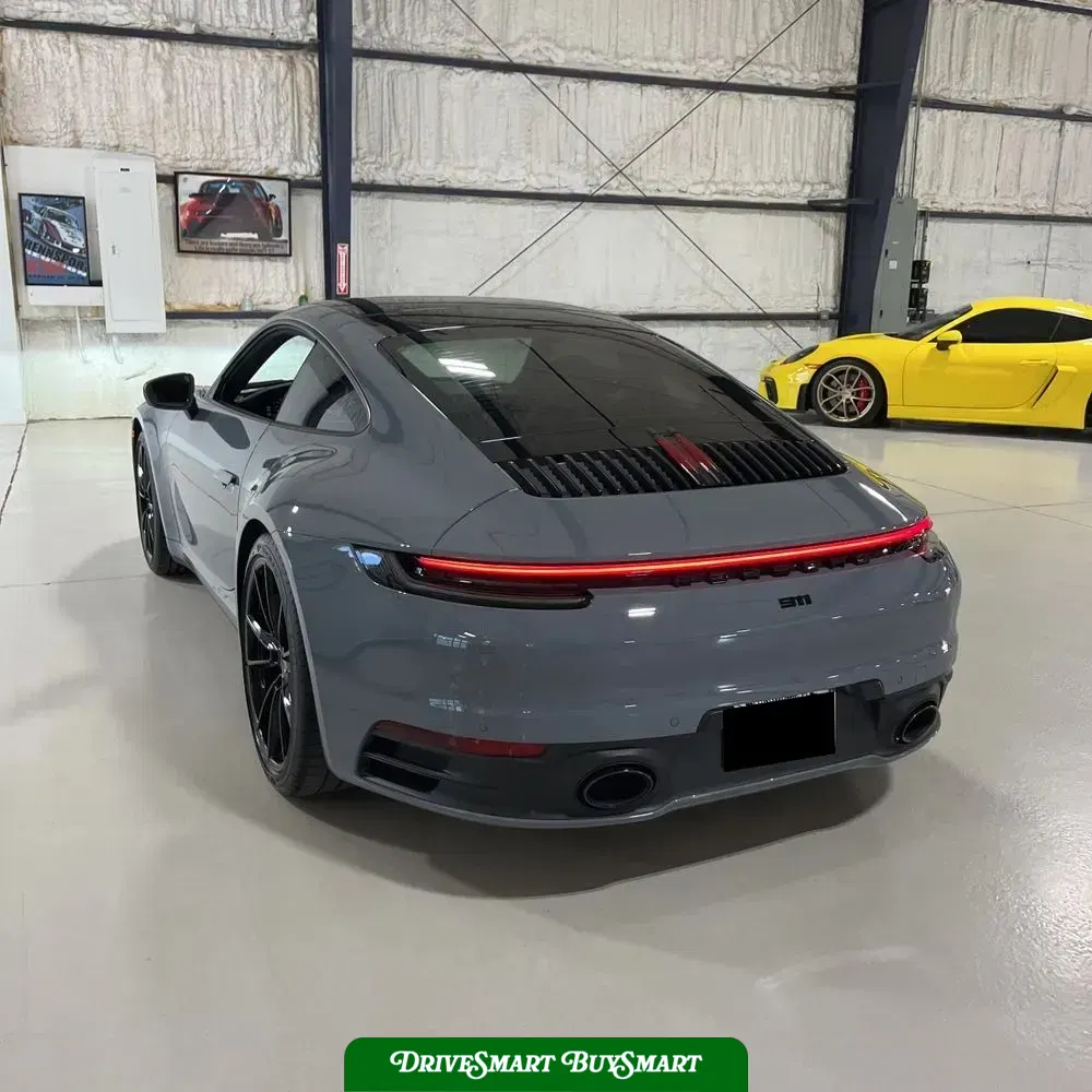 2023 Porsche 911 Carrera