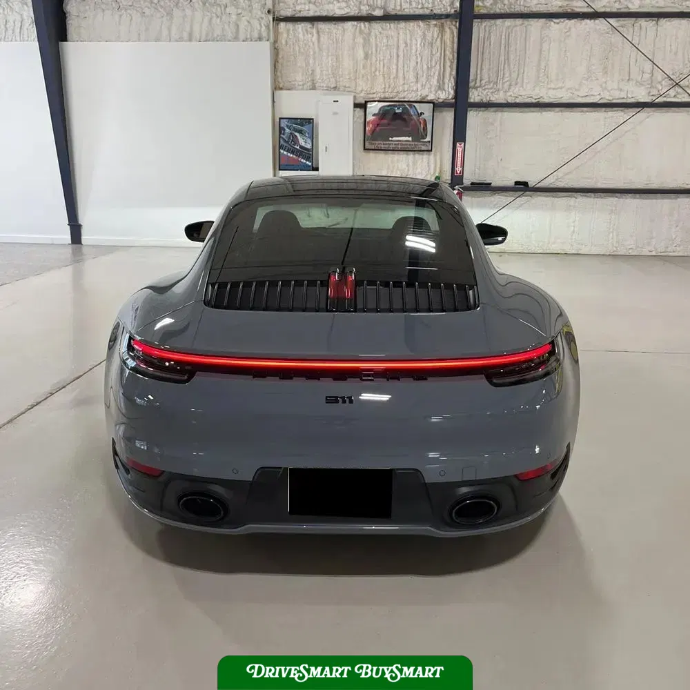 2023 Porsche 911 Carrera