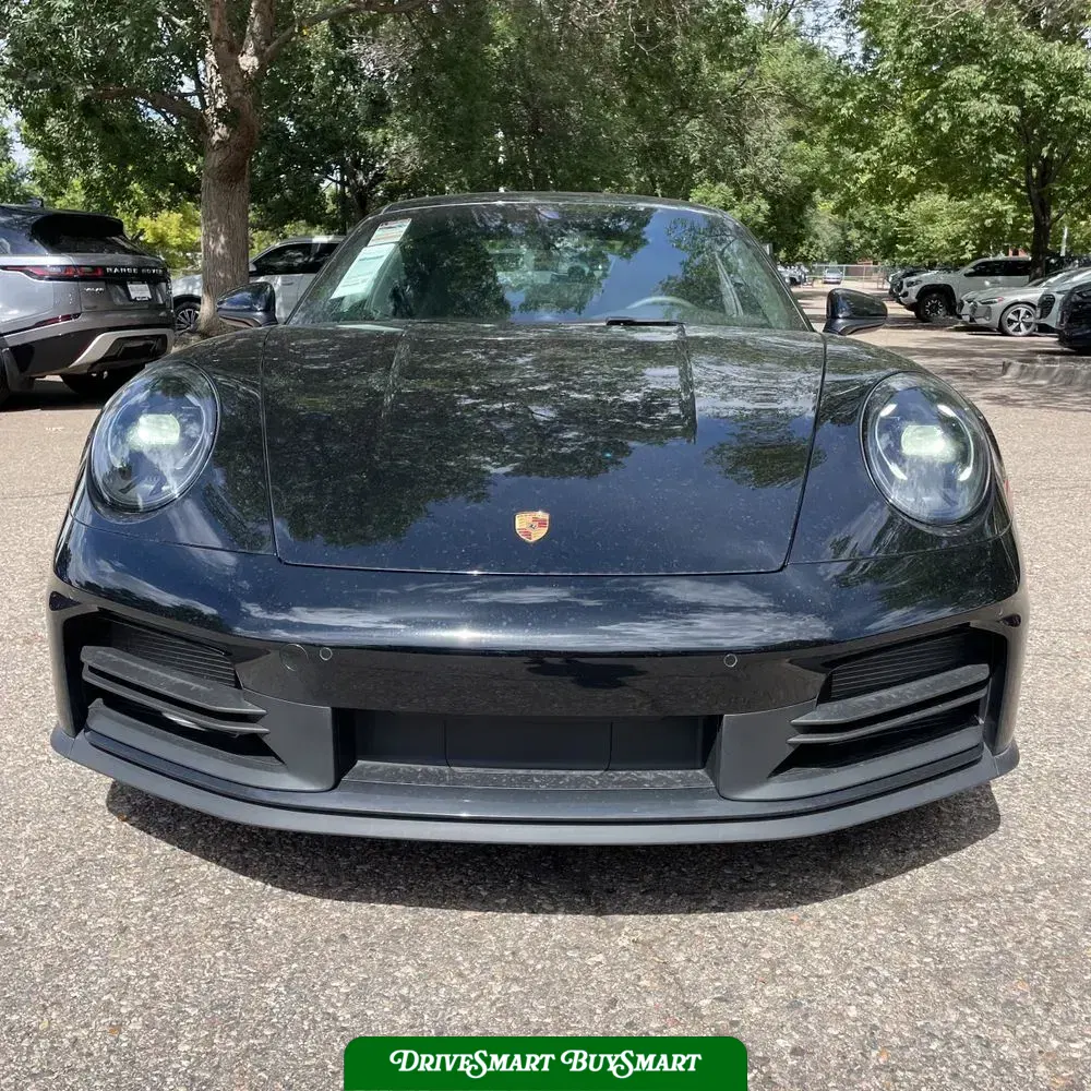 2025 Porsche 911 Carrera