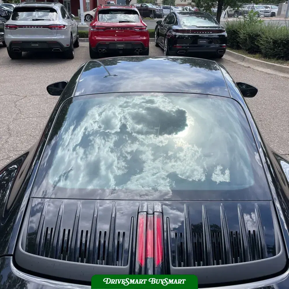 2025 Porsche 911 Carrera