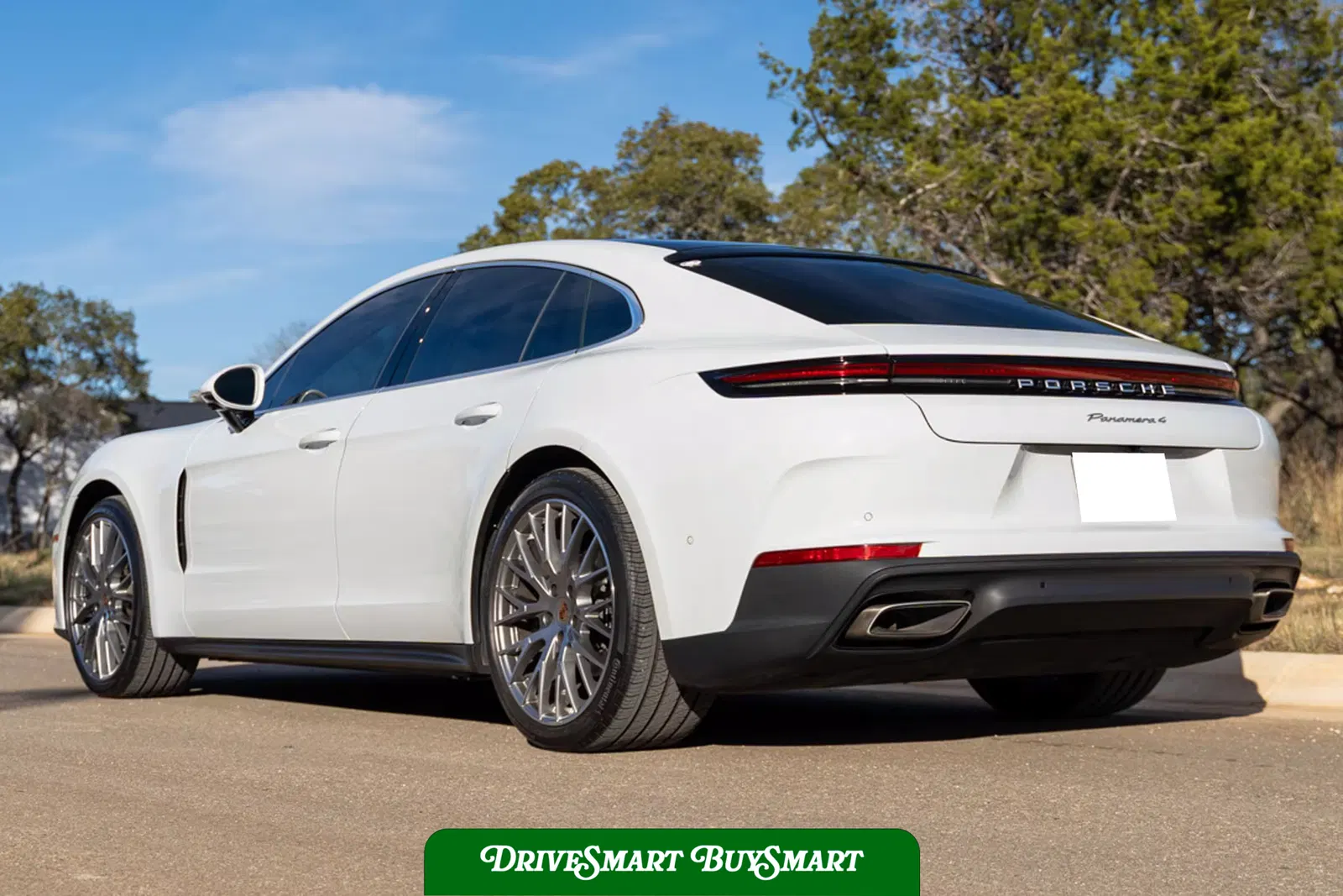 2024 Porsche Panamera 4