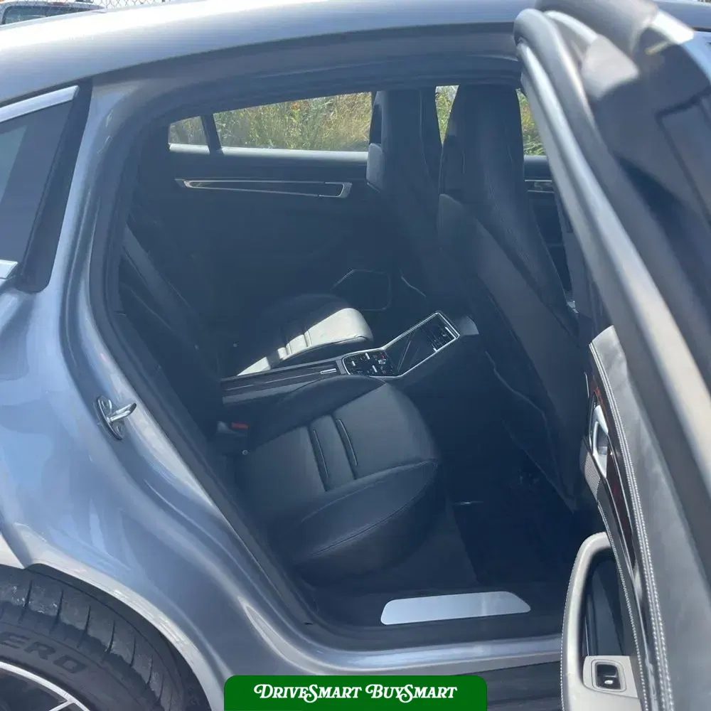 2018 Porsche Panamera 4S