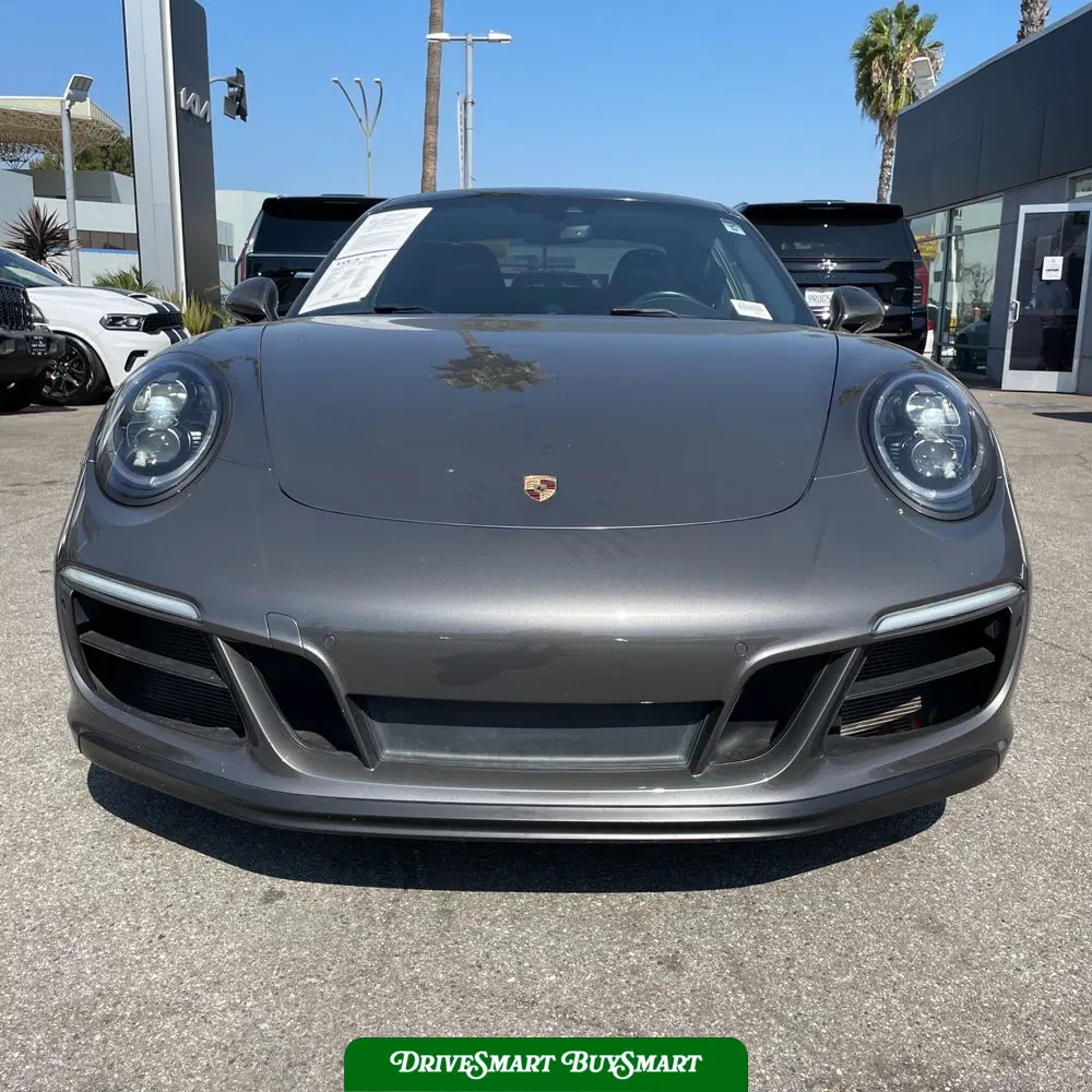 2019 Porsche 911 Carrera GTS