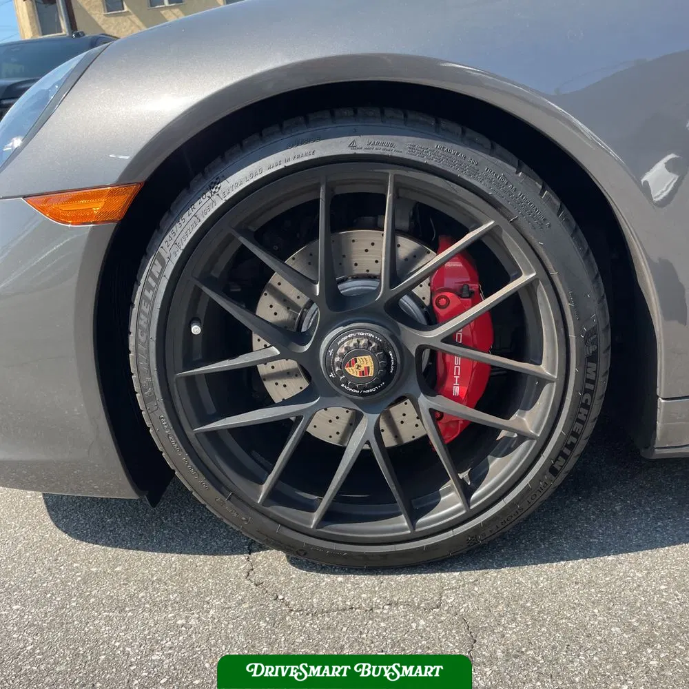 2019 Porsche 911 Carrera GTS