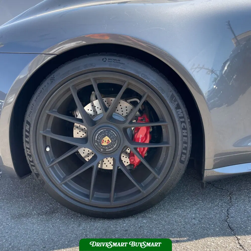 2019 Porsche 911 Carrera GTS