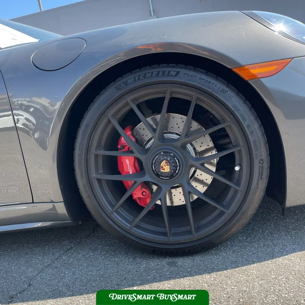 2019 Porsche 911 Carrera GTS