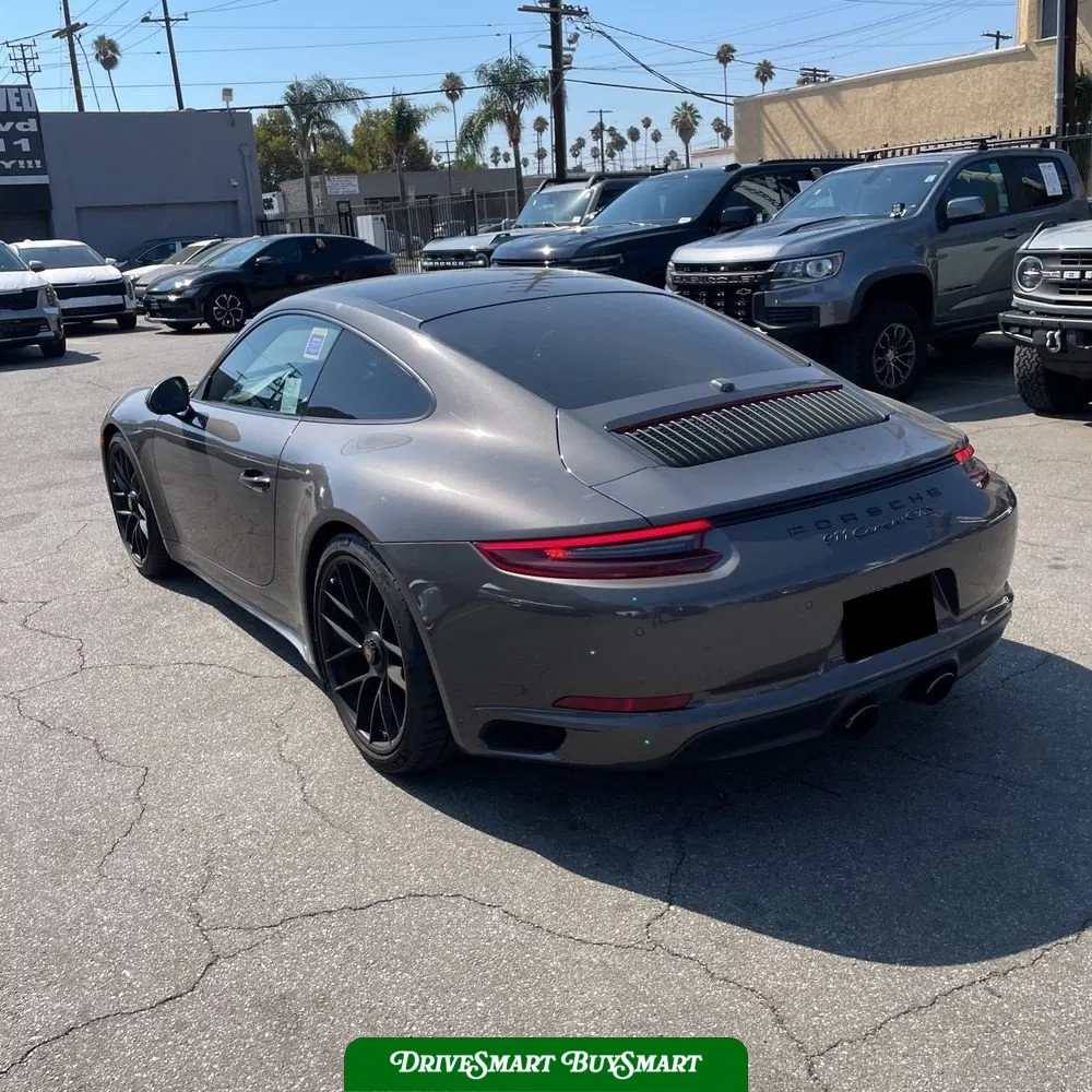 2019 Porsche 911 Carrera GTS