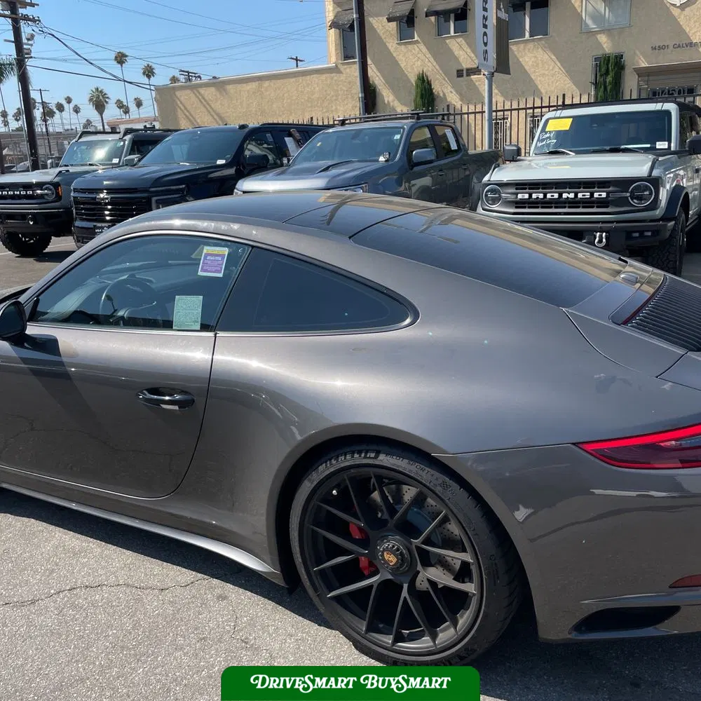 2019 Porsche 911 Carrera GTS