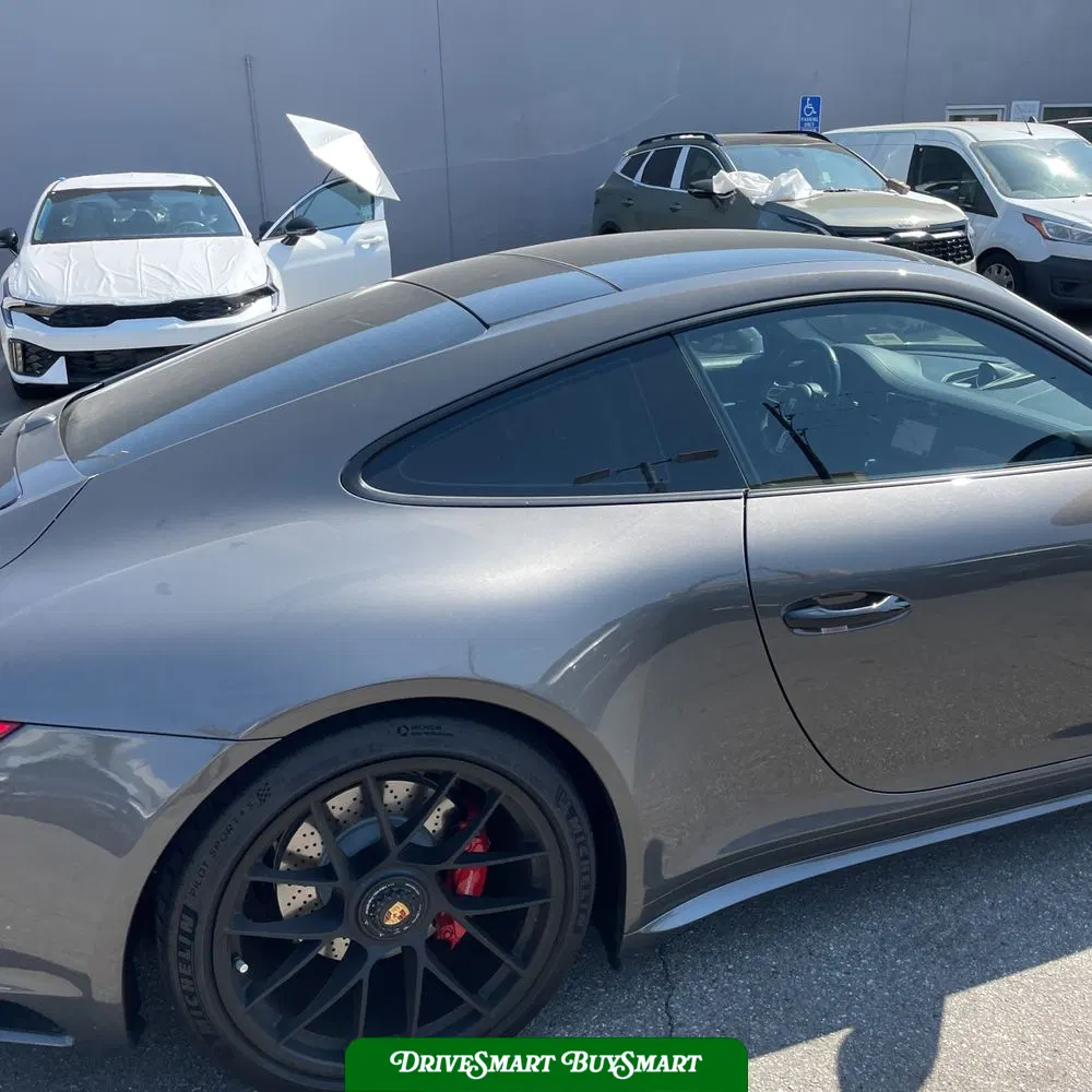 2019 Porsche 911 Carrera GTS