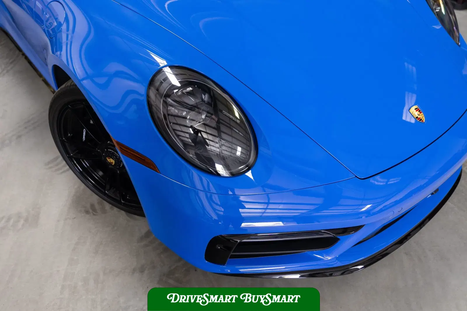 2024 Porsche 911 Carrera 4 GTS Coupe