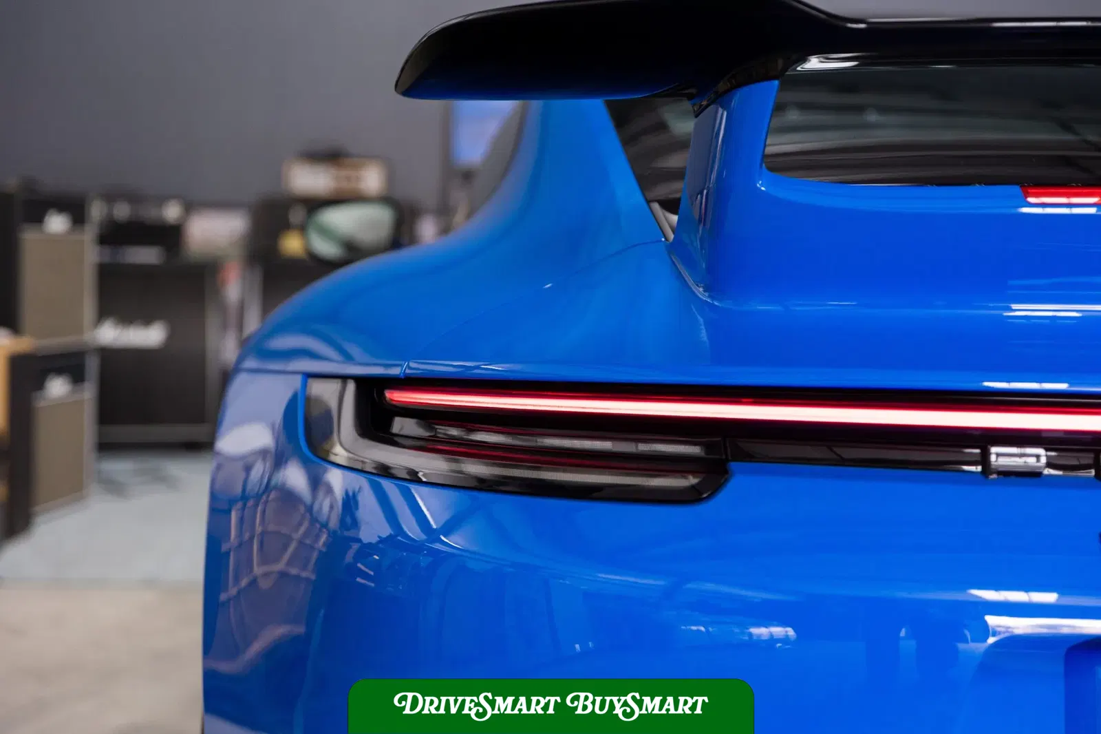 2024 Porsche 911 Carrera 4 GTS Coupe