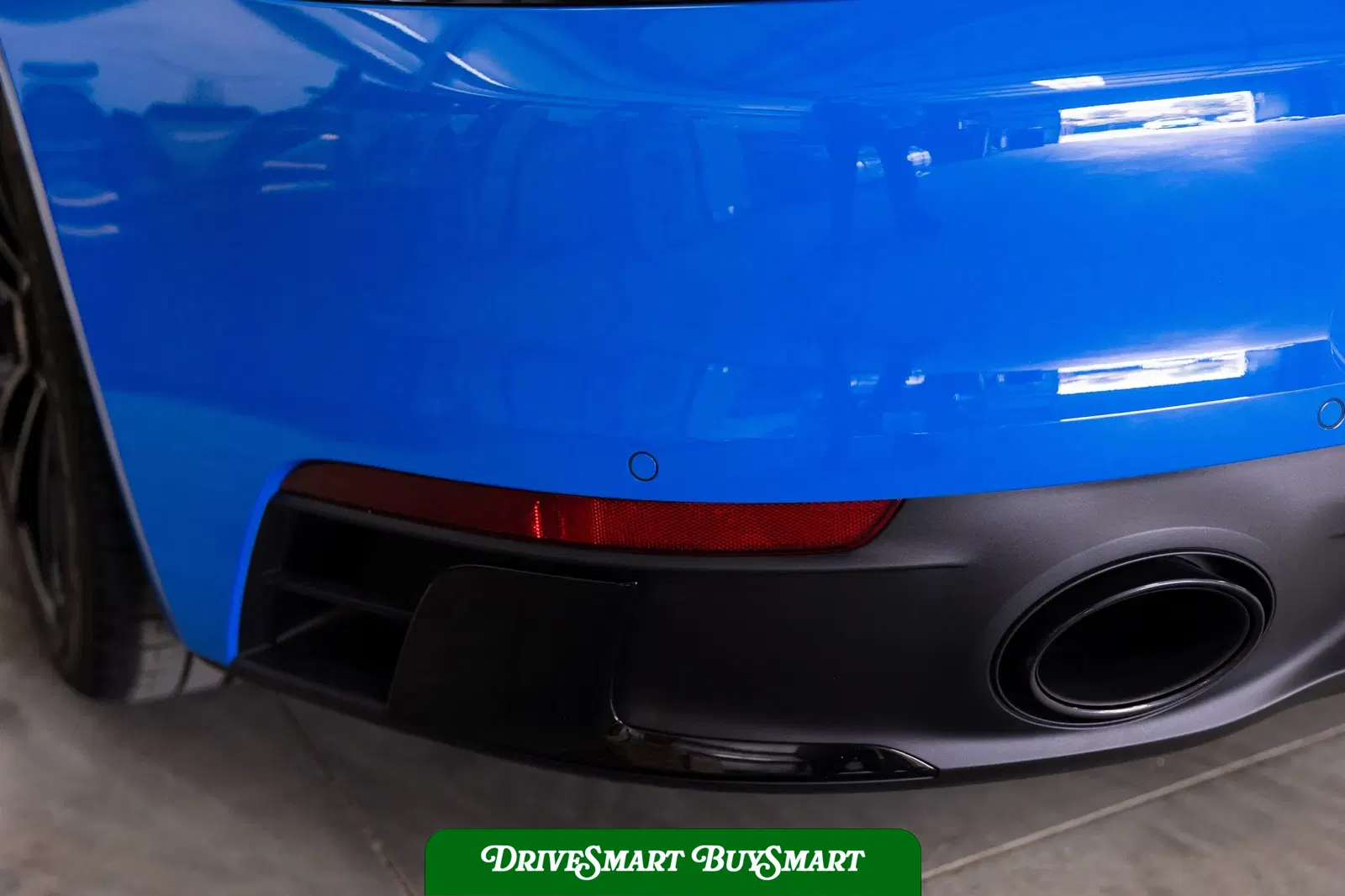 2024 Porsche 911 Carrera 4 GTS Coupe