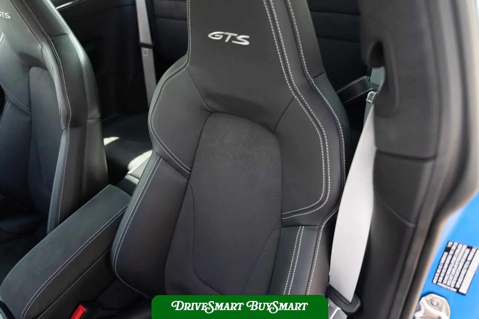 2024 Porsche 911 Carrera 4 GTS Coupe
