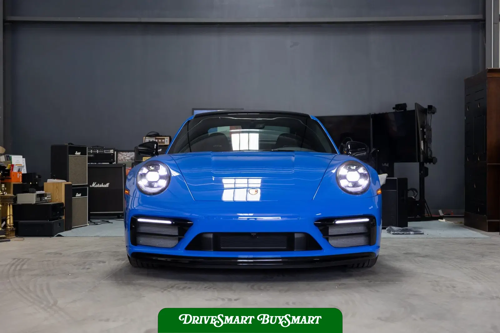 2024 Porsche 911 Carrera 4 GTS Coupe