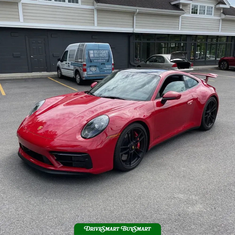 2022 Porsche 911 Carrera 4 GTS