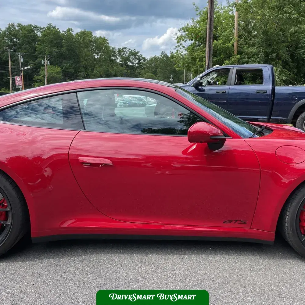 2022 Porsche 911 Carrera 4 GTS