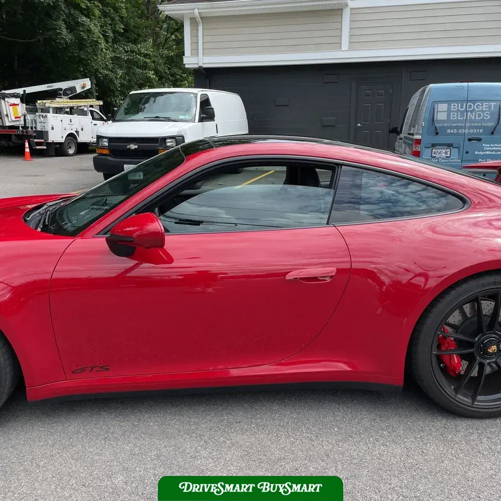2022 Porsche 911 Carrera 4 GTS