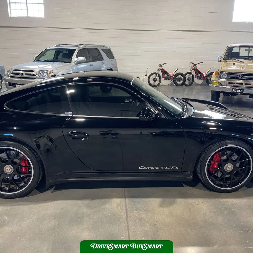 2012 Porsche 911 Carrera 4 GTS