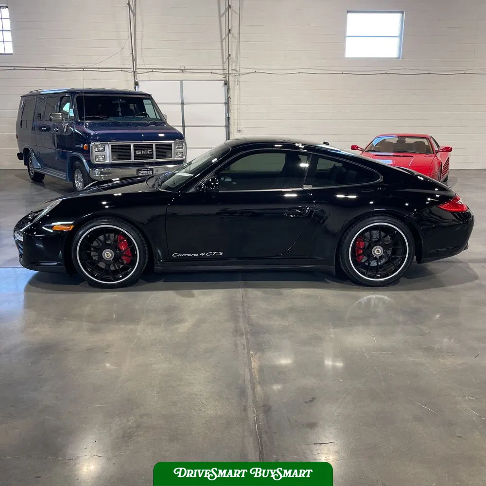 2012 Porsche 911 Carrera 4 GTS