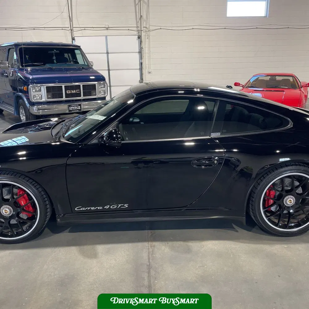 2012 Porsche 911 Carrera 4 GTS