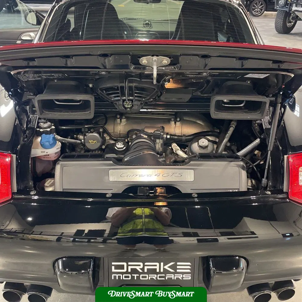 2012 Porsche 911 Carrera 4 GTS