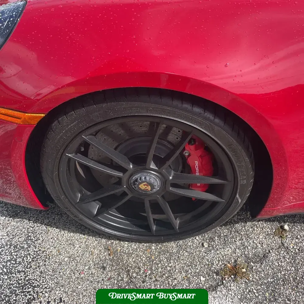 2023 Porsche 911 Carrera 4 GTS
