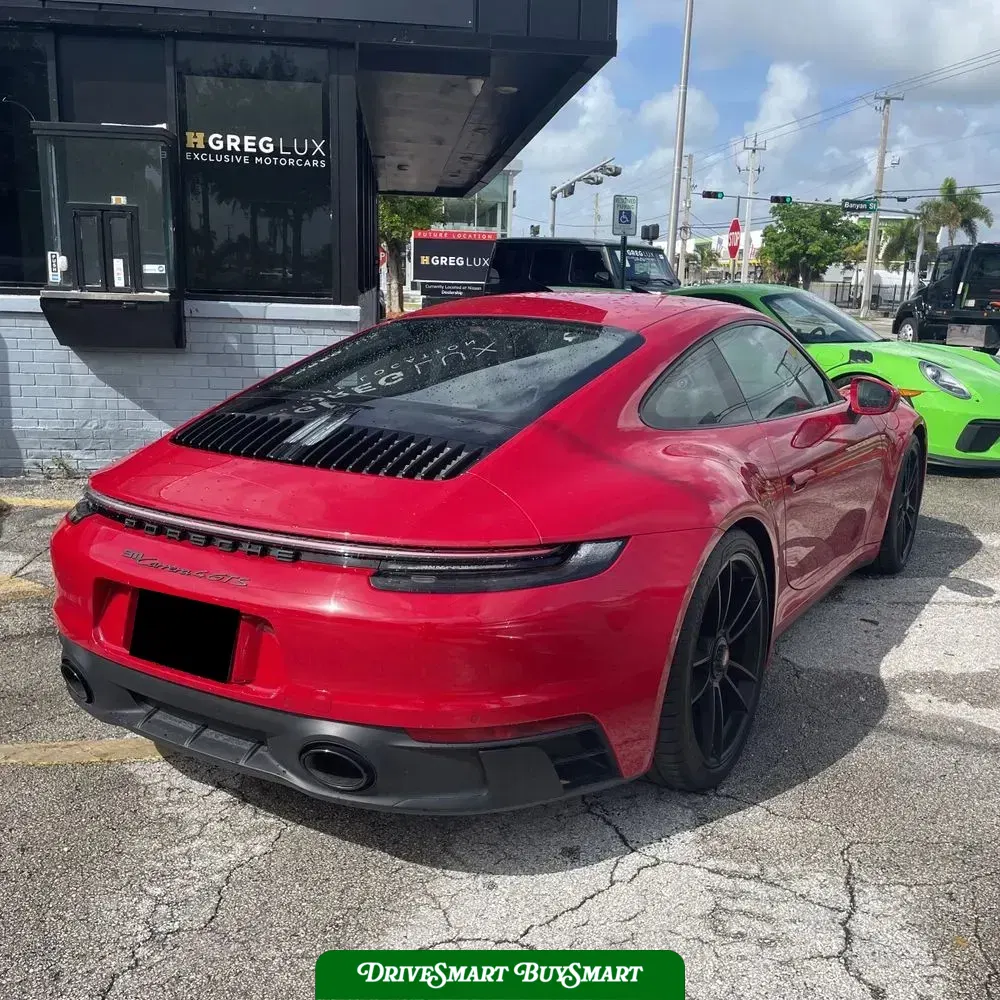 2023 Porsche 911 Carrera 4 GTS