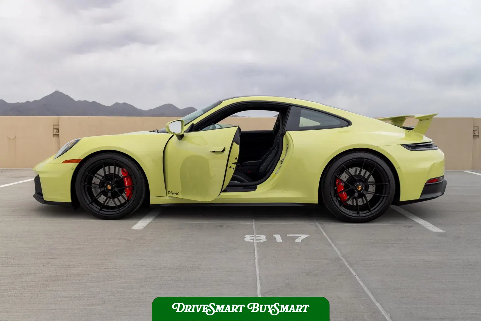 2026 Porsche 911 Carrera GTS Coupe