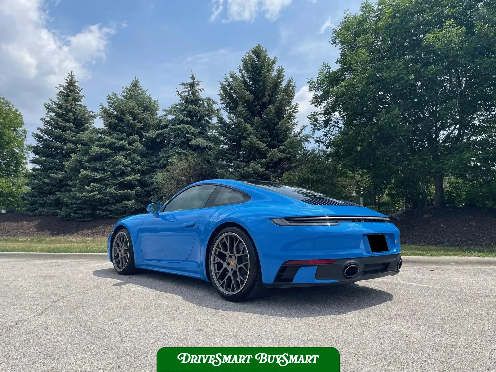 2022 Porsche 911 Carrera S Coupe 7-Speed