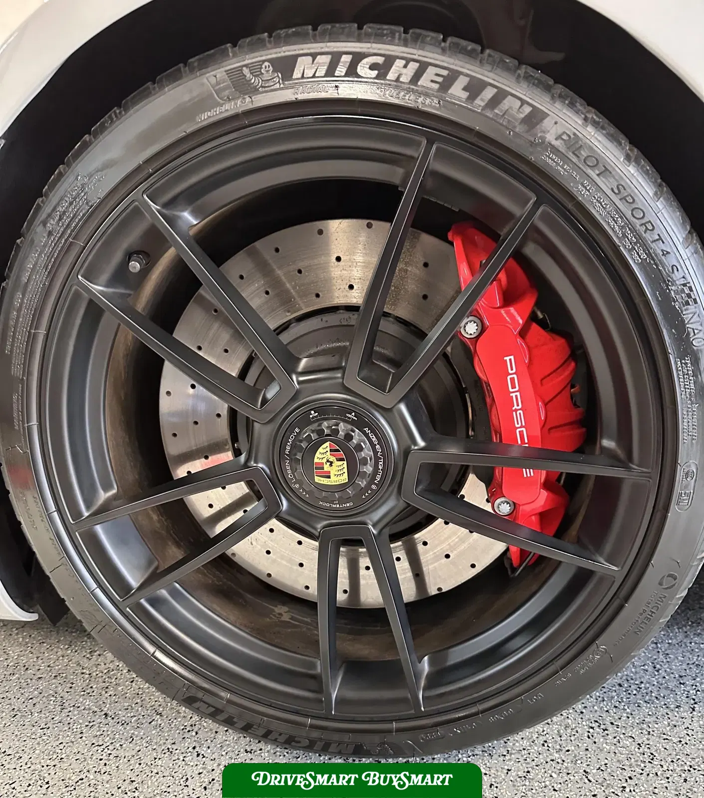2022 Porsche 911 Carrera GTS Coupe