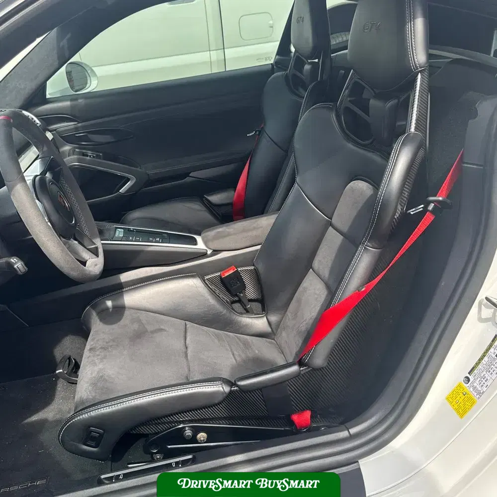 2016 Porsche Cayman GT4