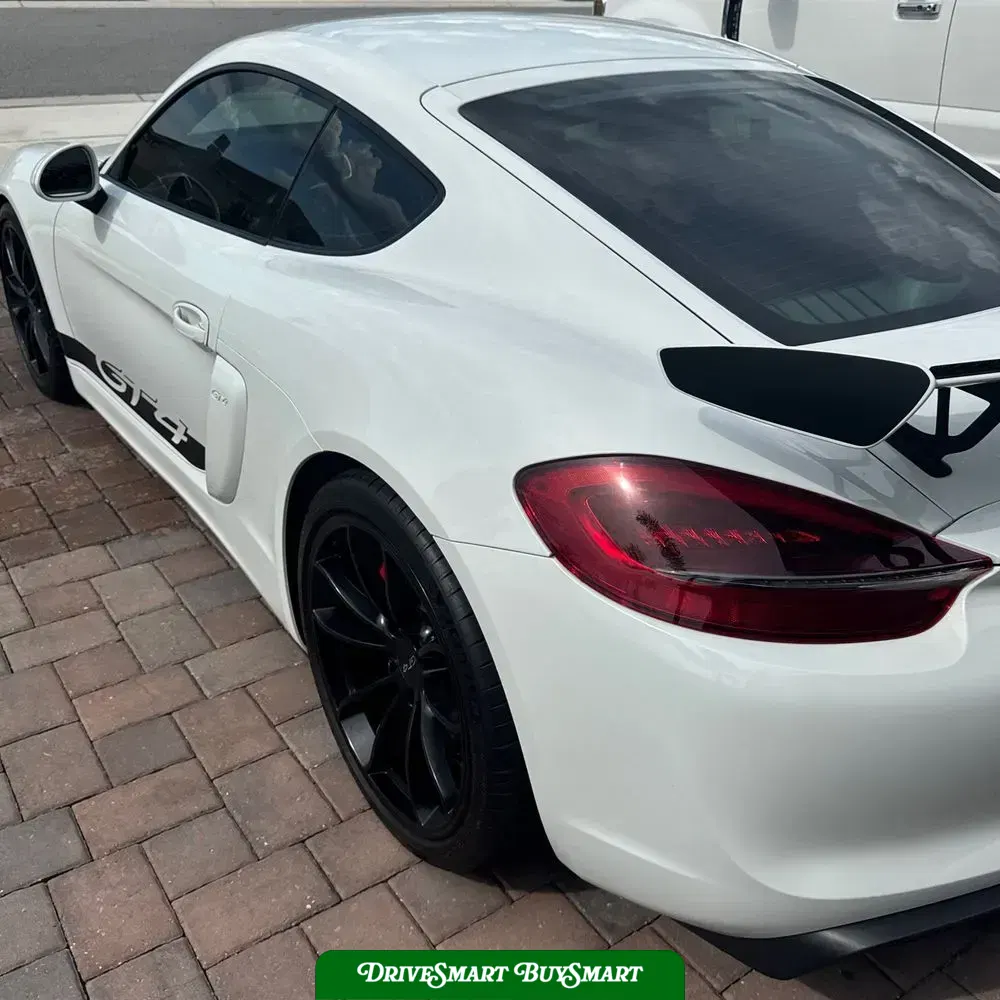 2016 Porsche Cayman GT4