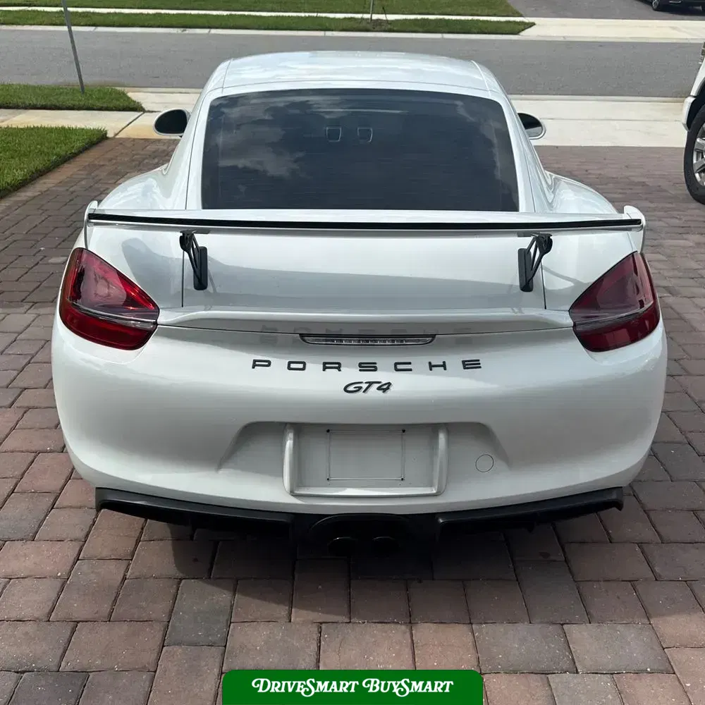 2016 Porsche Cayman GT4