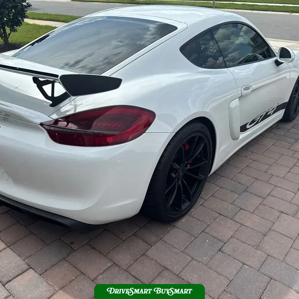 2016 Porsche Cayman GT4