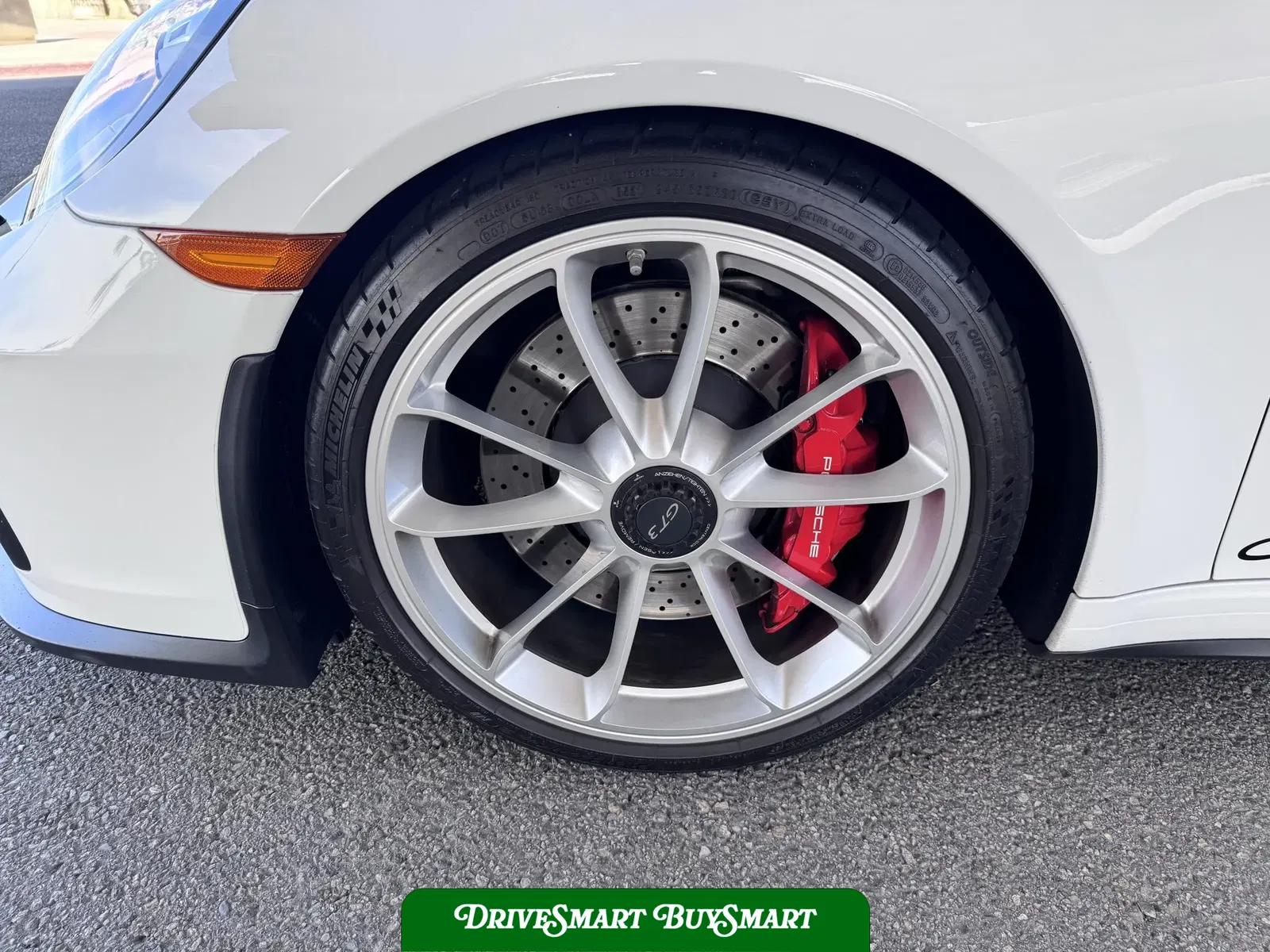 2018 Porsche 911 GT3 6-Speed