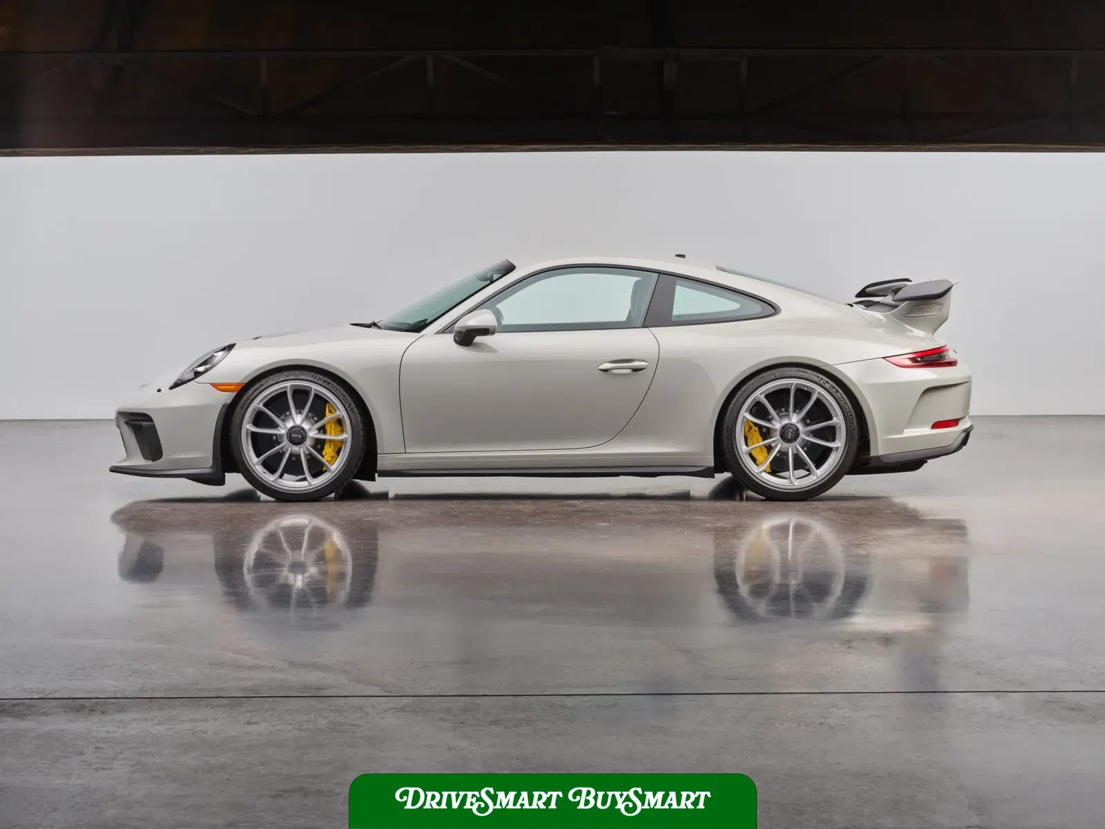 Fashion Grey 2018 Porsche 911 GT3 6-Speed