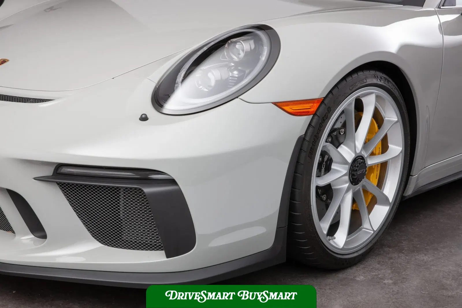 Fashion Grey 2018 Porsche 911 GT3 6-Speed