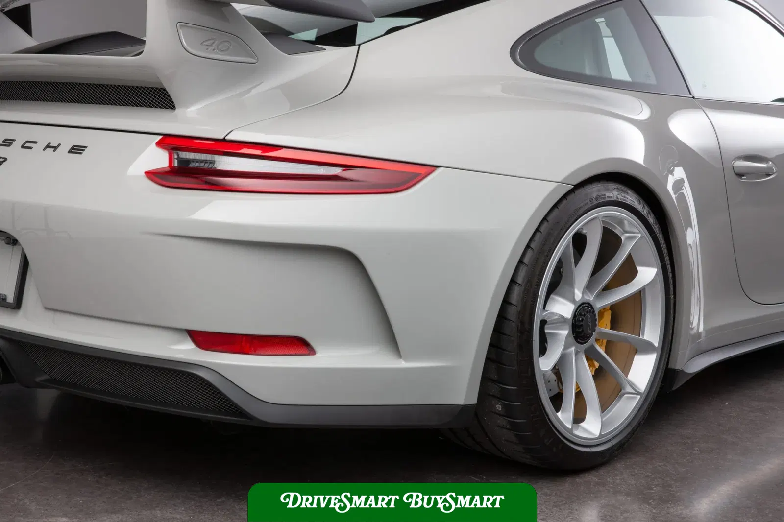 Fashion Grey 2018 Porsche 911 GT3 6-Speed