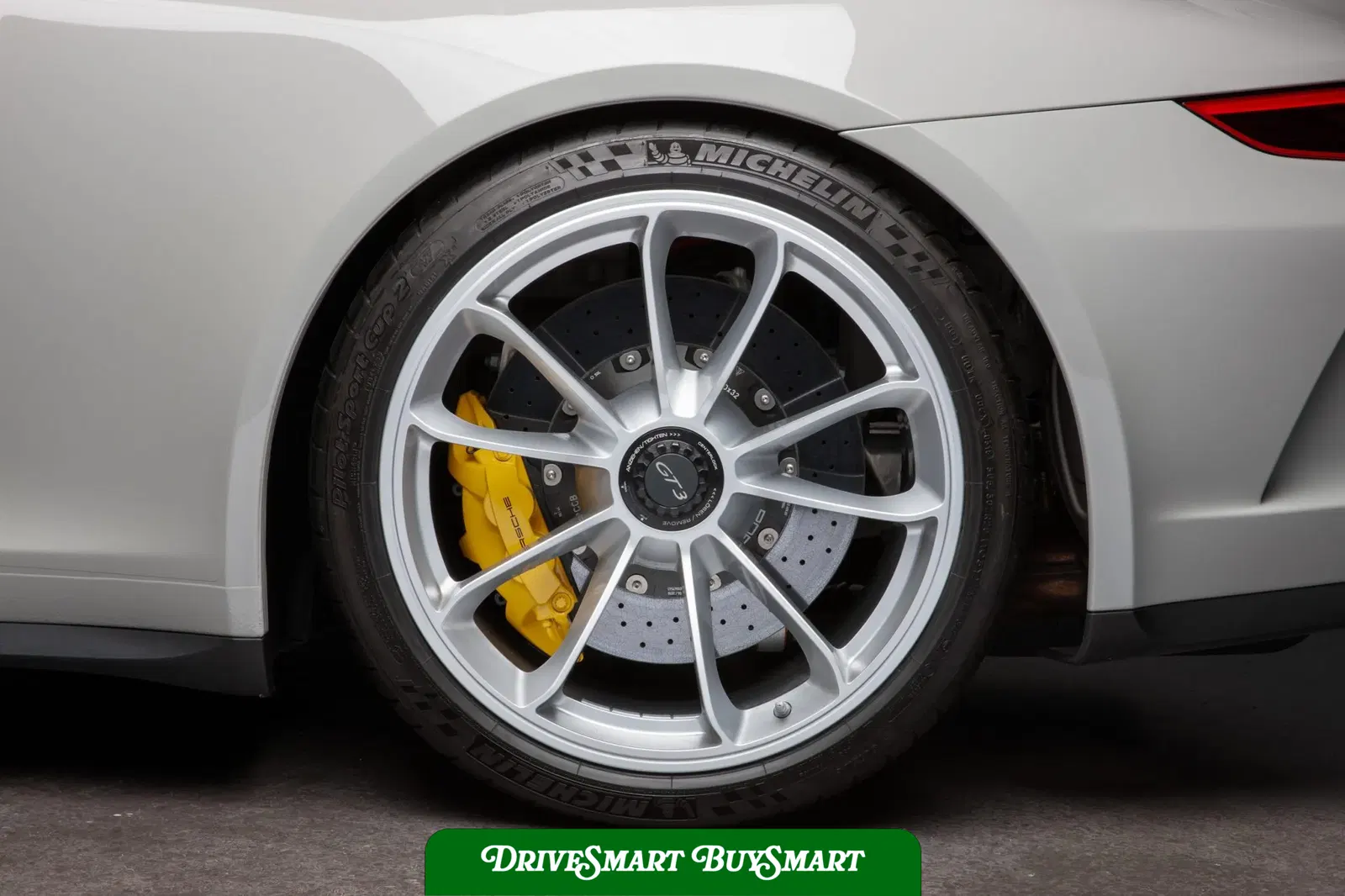 Fashion Grey 2018 Porsche 911 GT3 6-Speed