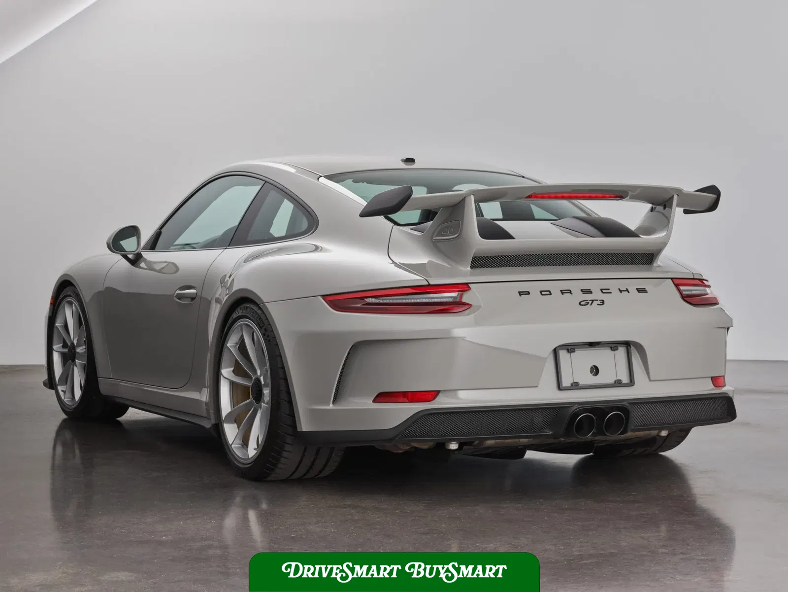 Fashion Grey 2018 Porsche 911 GT3 6-Speed