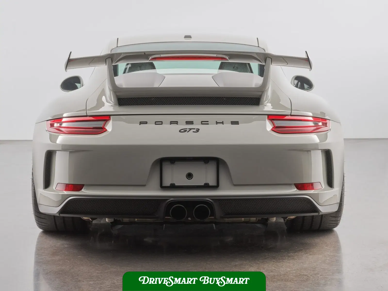 Fashion Grey 2018 Porsche 911 GT3 6-Speed