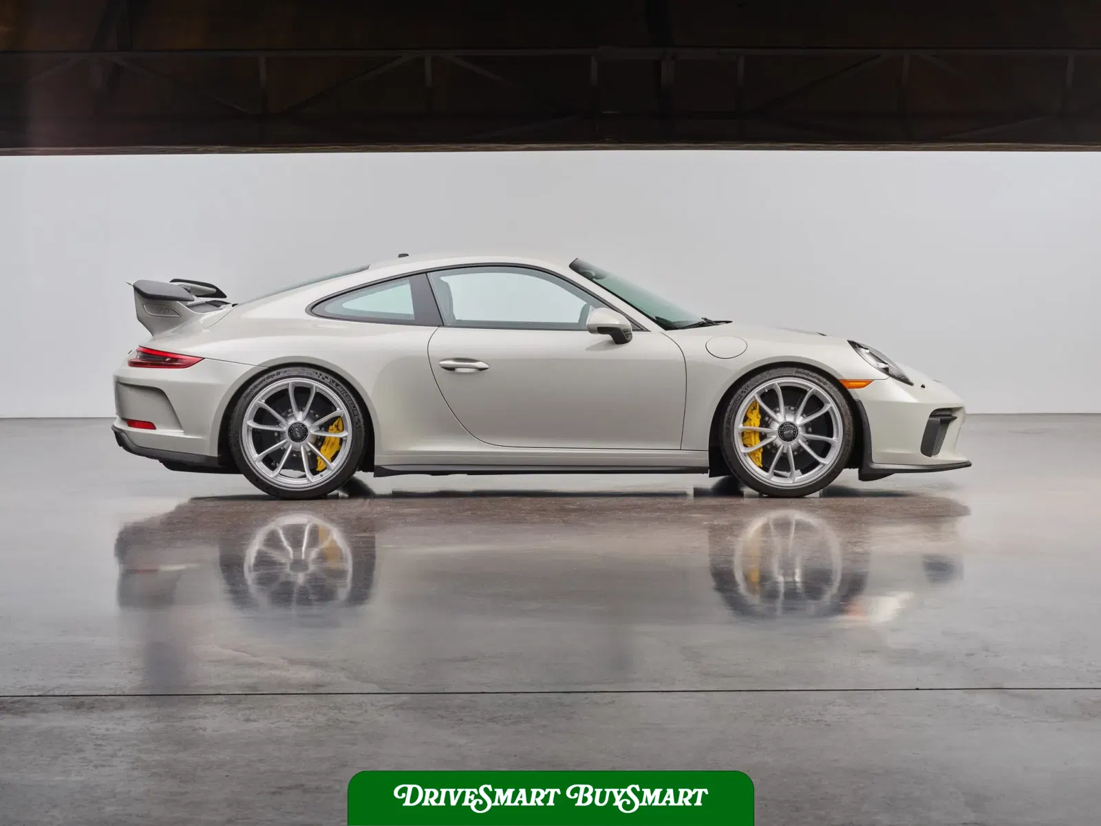 Fashion Grey 2018 Porsche 911 GT3 6-Speed