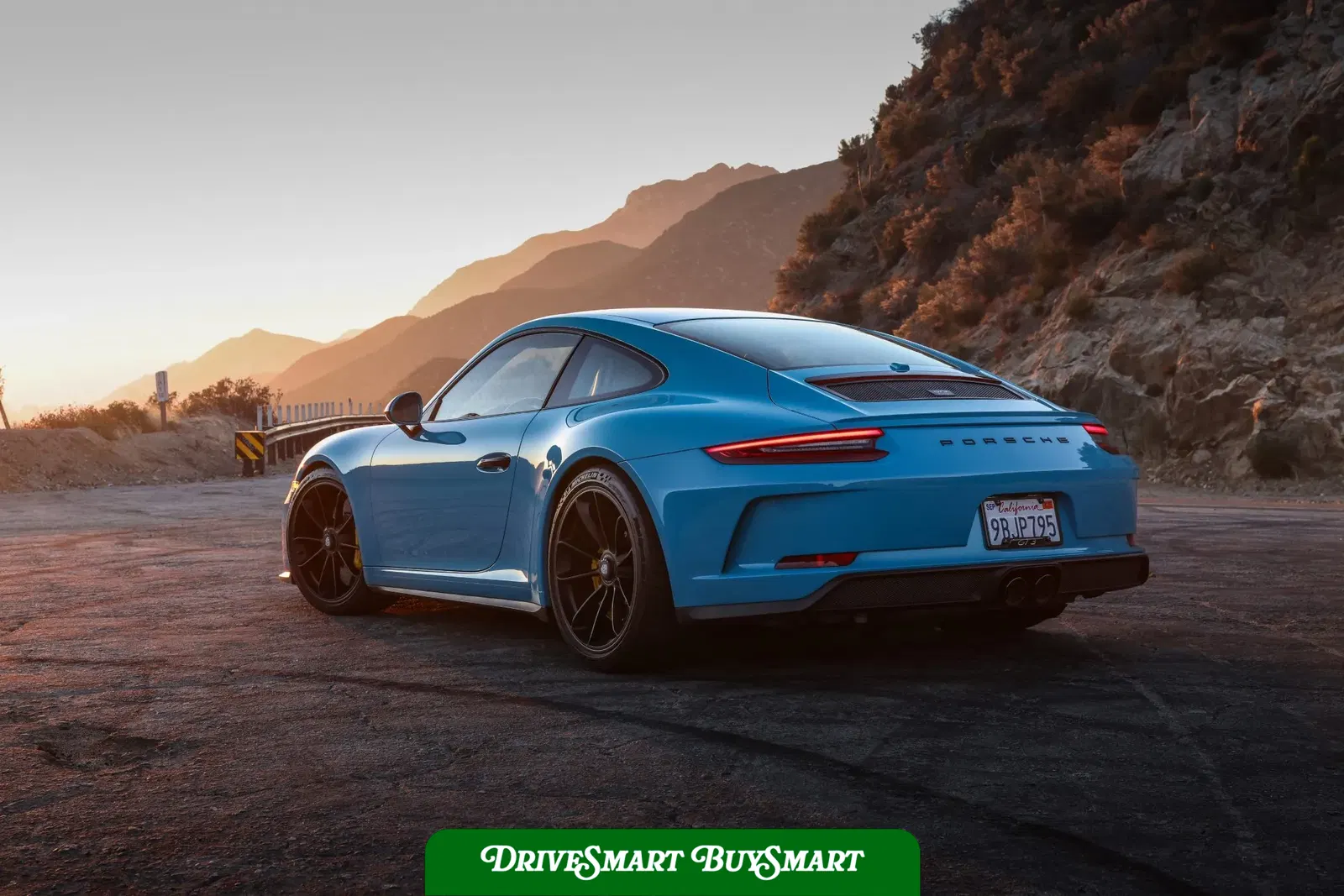 2019 Porsche 911 GT3 Touring 6-Speed