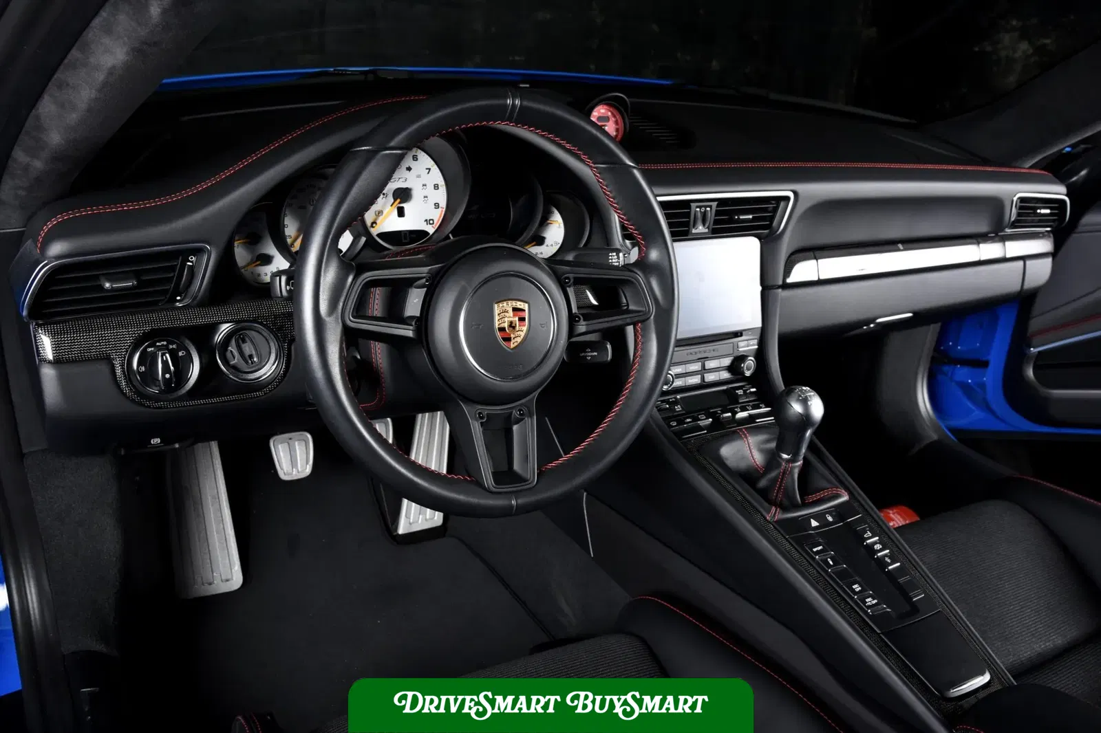 Voodoo Blue 2018 Porsche 911 GT3 Touring 6-Speed