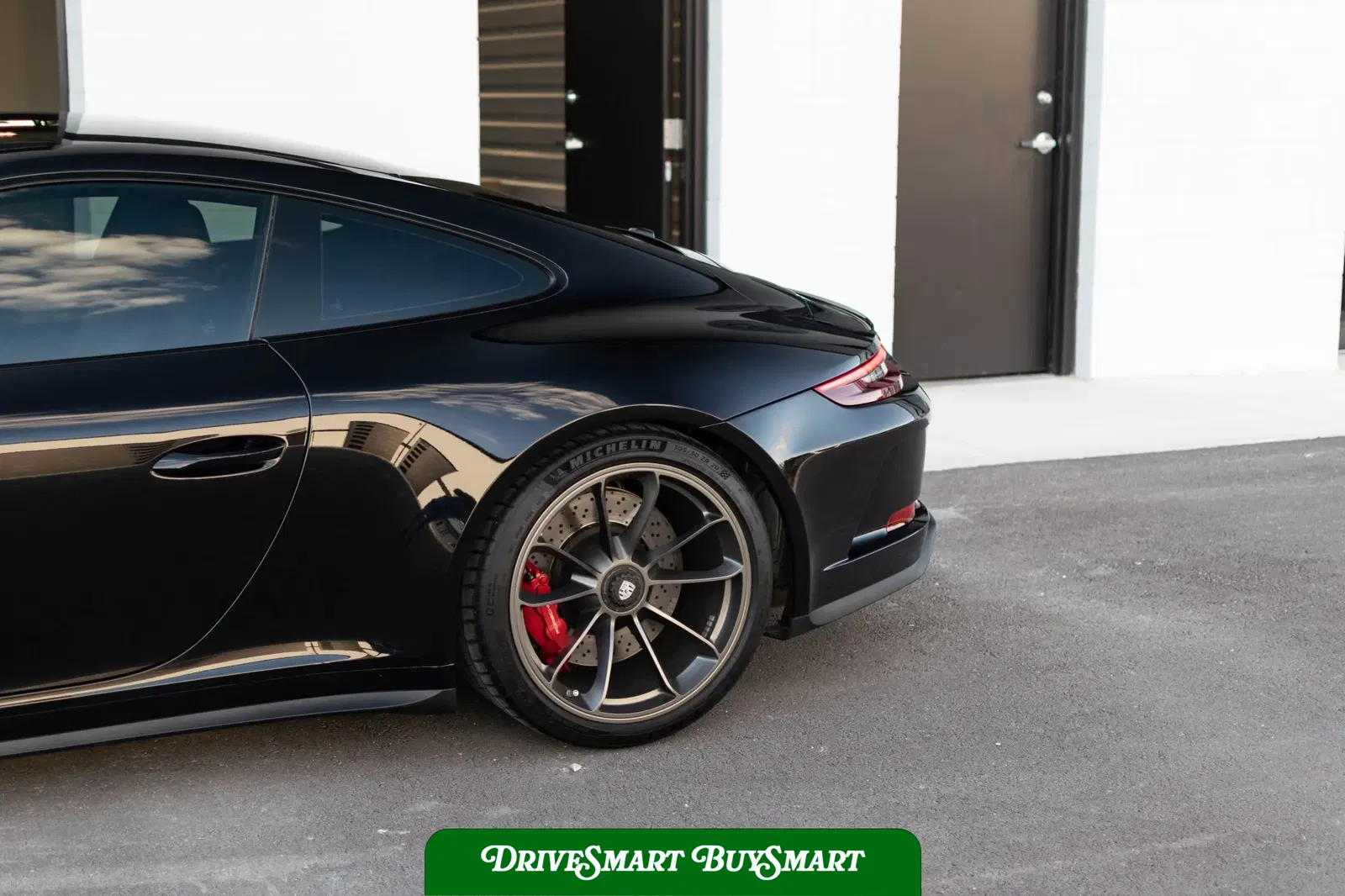 2019 Porsche 911 GT3 Touring 6-Speed