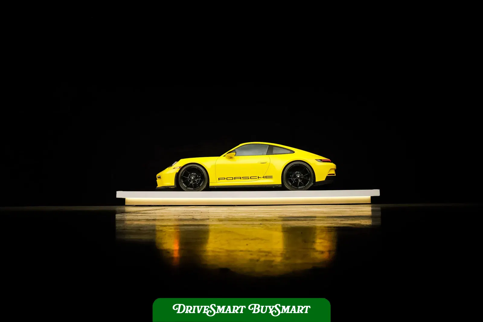 2023 Porsche 911 GT3 Touring 6-Speed