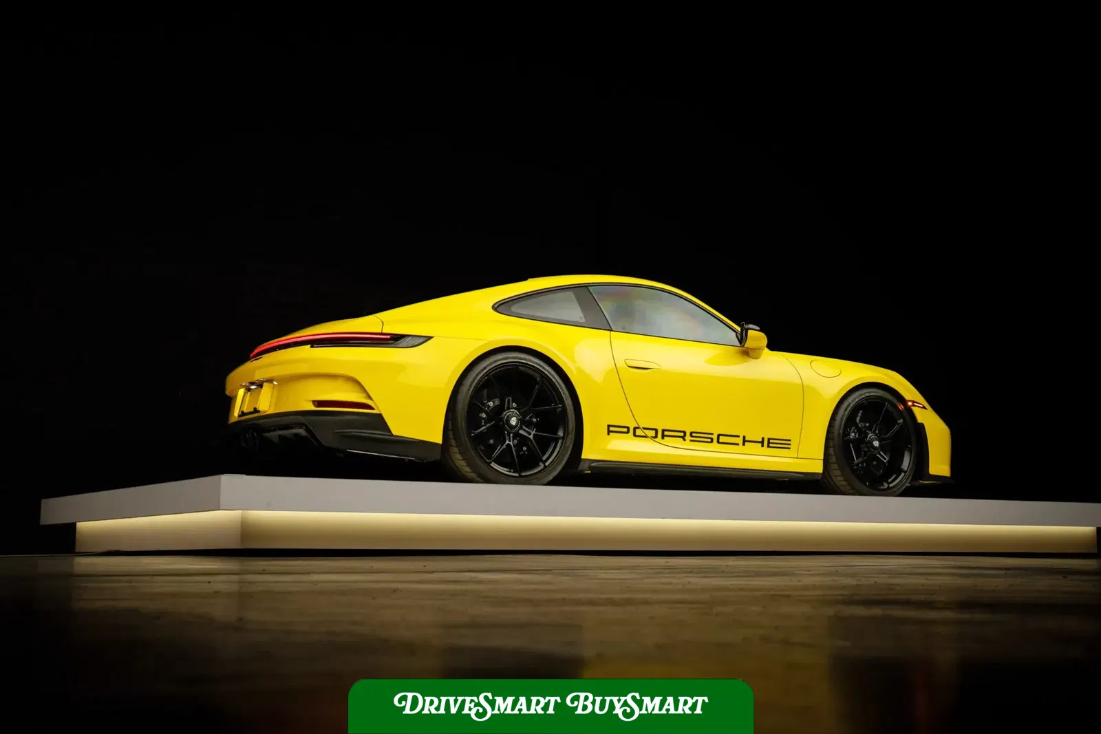2023 Porsche 911 GT3 Touring 6-Speed