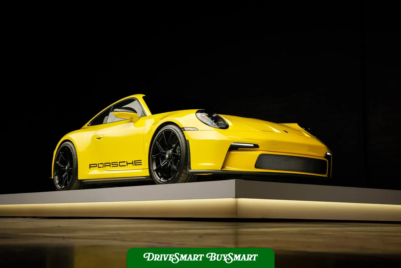 2023 Porsche 911 GT3 Touring 6-Speed