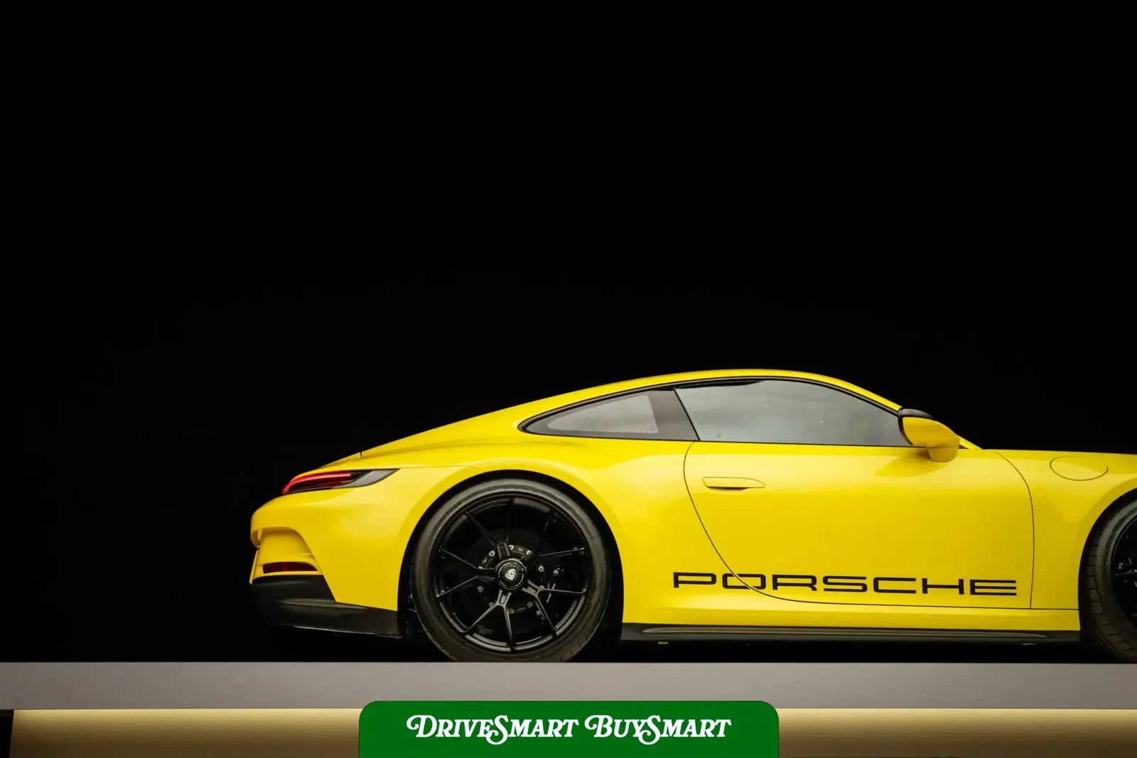 2023 Porsche 911 GT3 Touring 6-Speed